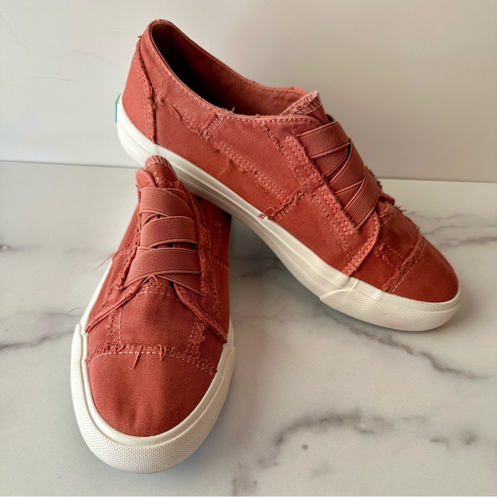 Blowfish Malibu Marley Slip-On Sneakers (8M)